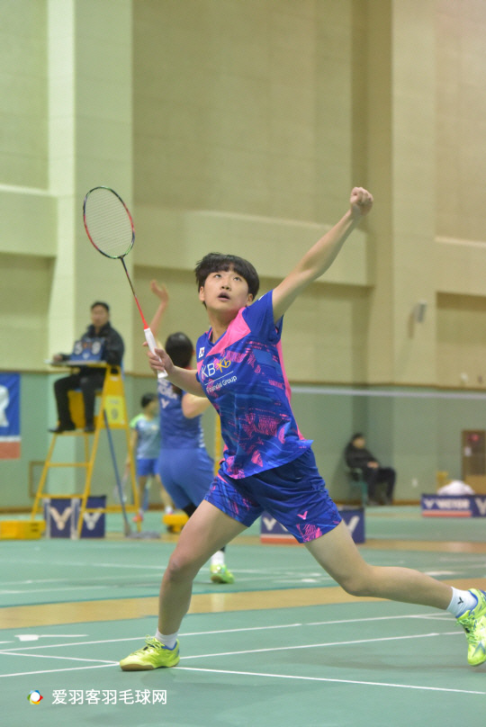 在比赛中期 在比赛中期