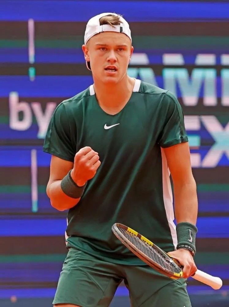 通过精准的 通过精准的